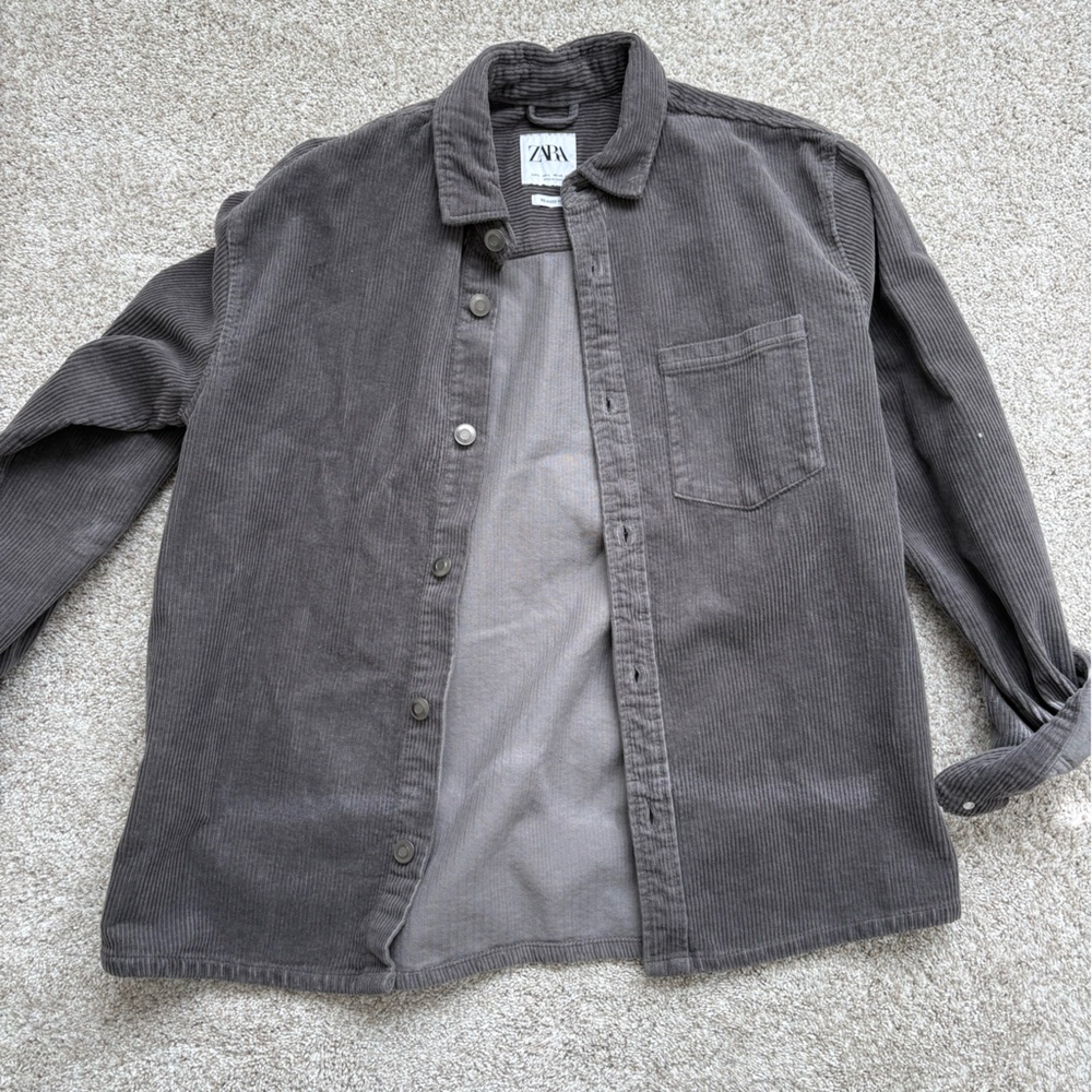 Zara Men’s Gray Corduroy Shirt